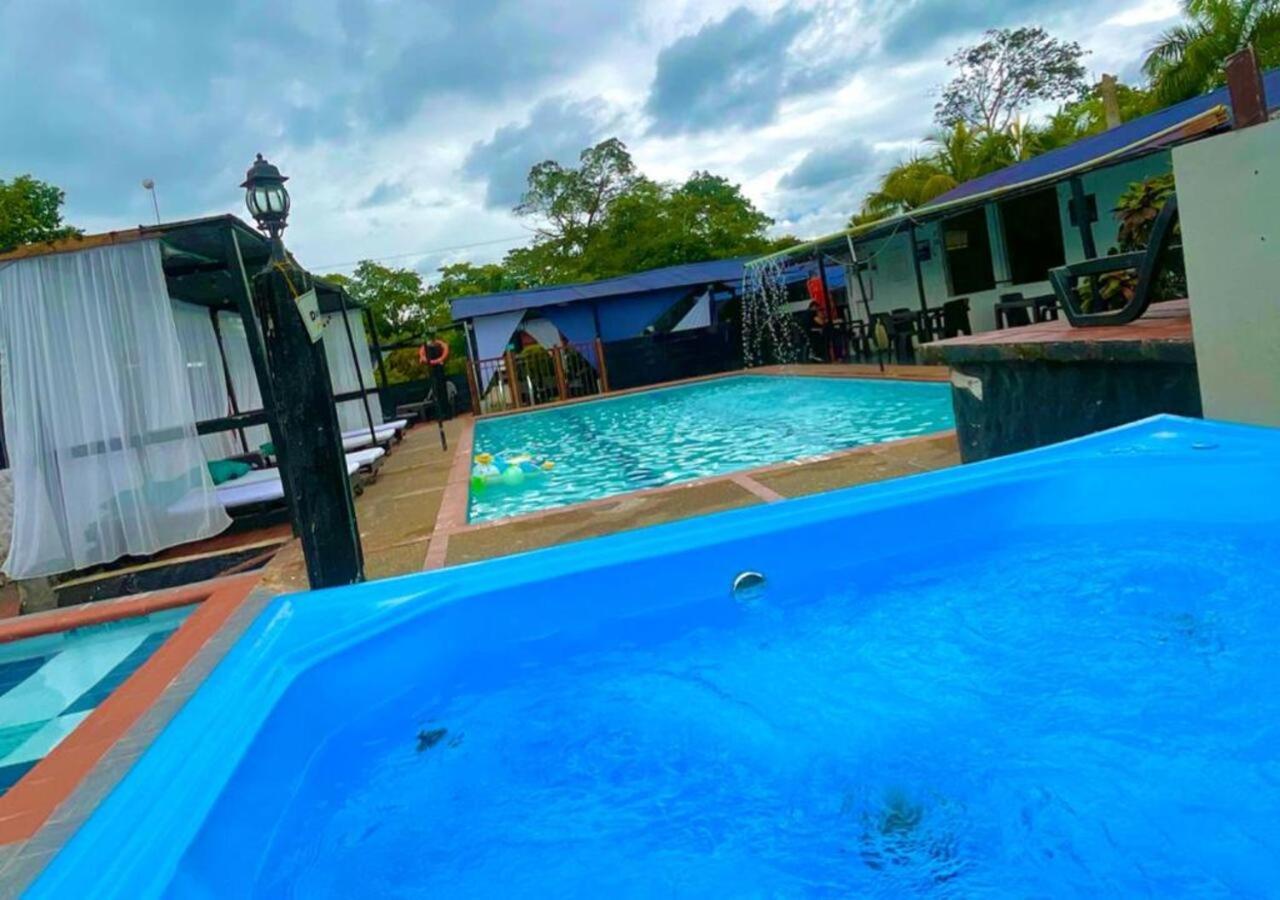 Llano Dorado Hotel Campestre Granja Campo Alegre Extérieur photo